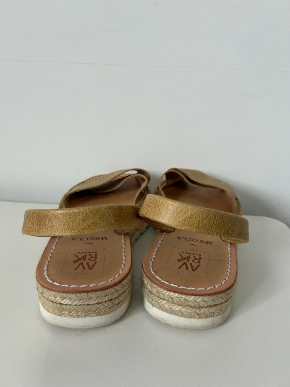 AVRK Avaraca Mezcla Espadrille Platform Leather Sandals Size 9 boho beach chic